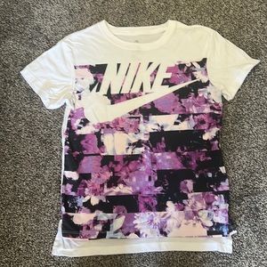 Girls medium Nike shirt